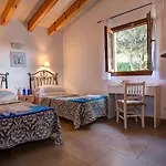 Mares 4 Bedroom Villa, Cala\'N Forcat