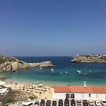 Casa Con Piscina Compartida En Addaia