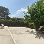 Es Chalet