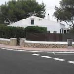 Apartamento con piscina privada en Cala en Brut