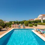 Villa Poppy