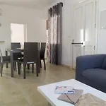 Hermosa casa con piscina cerca de la playa de Punta Prima