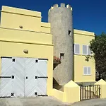 Villa With Pool, 200M From Beach