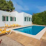Casa Con Piscina Compartida En Addaia