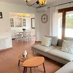 Casa Con Piscina Muy Cerca Del Mar