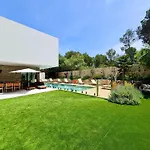 Mitjana\'S House
