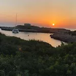 Casa Familiar Con Piscina, Cerca De La Playa