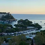 Casa Familiar Con Piscina, Cerca De La Playa