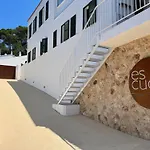 Es Cuco