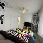 Flat Surrounded By Nature Wifi & Pool & Beach Nearby