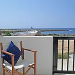 Charming Fisherman\'S House In Front Of The Sea