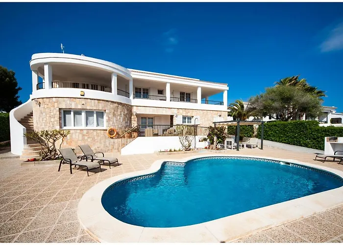 Bini Segui - Villa Amplia 12 Pax - 6 Hab - 4 Banos - Piscina Privada