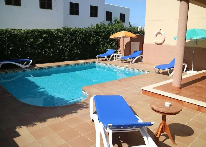 Spectacular Villa With Swimmingpool In Cala Blanca