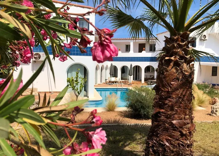 Charming Villa Son Parc