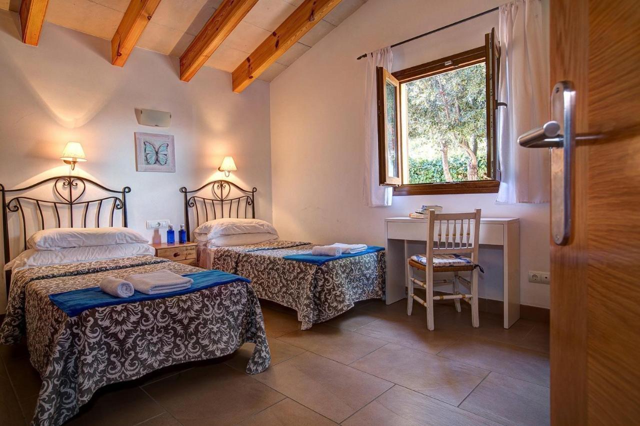 Mares 4 Bedroom Villa, Cala'n Forcat Cala'N Blanes (Menorca)