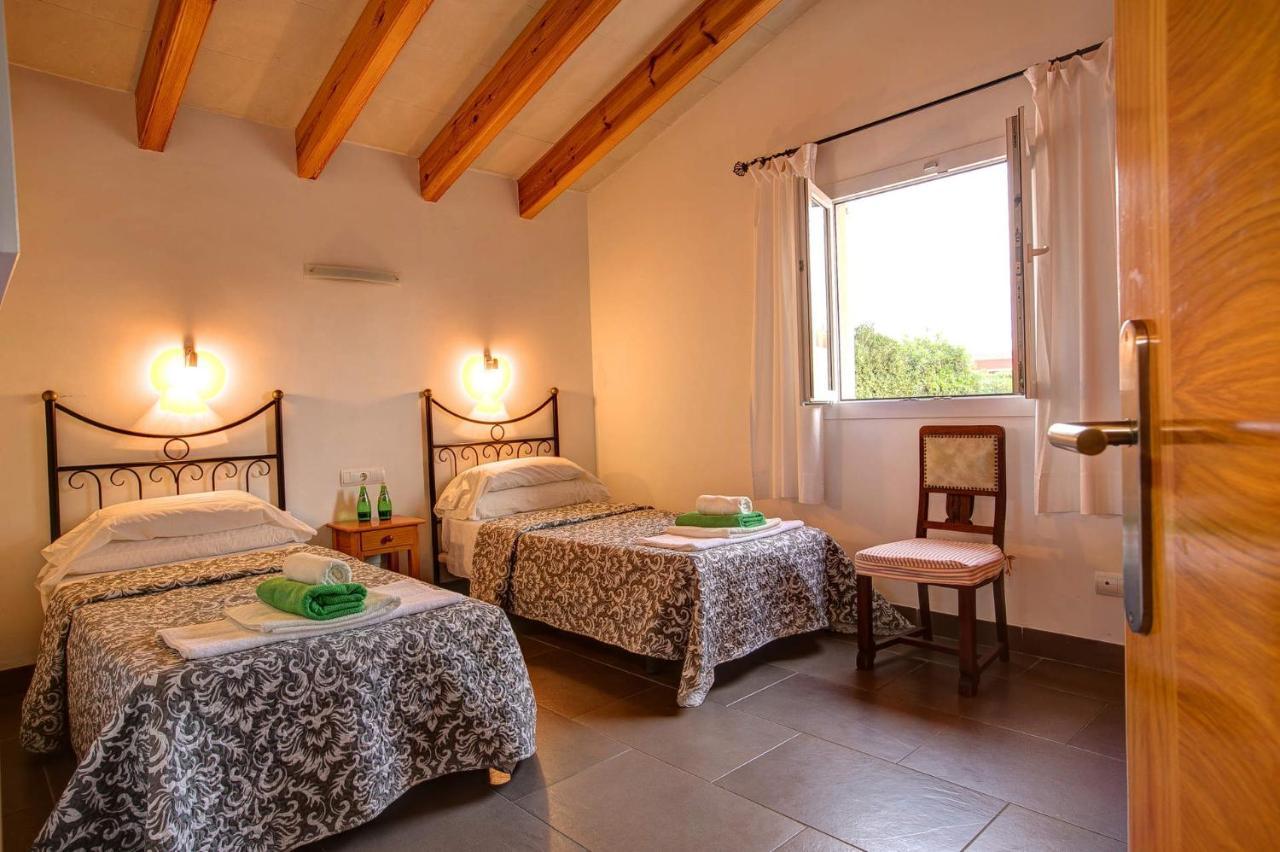 Serena 4 Bedroom Villa, Cala'n Forcat Villa