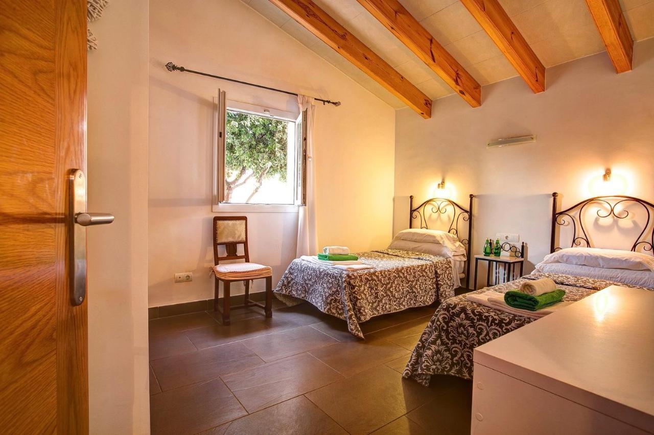 Serena 4 Bedroom Villa, Cala'n Forcat