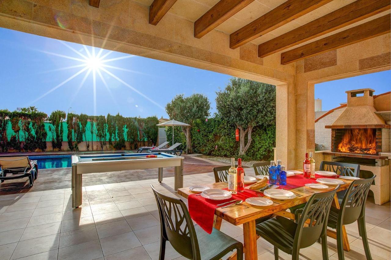 Serena 4 Bedroom Villa, Cala'n Forcat Villa *