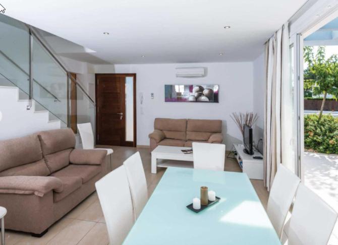 Villas Calan Bosch Villa