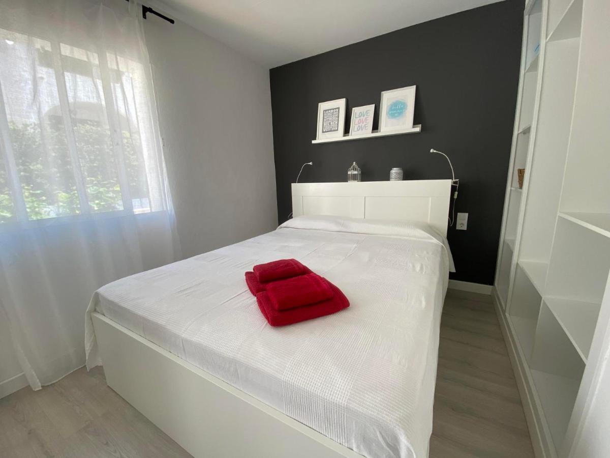 C-4 By Som Menorca *