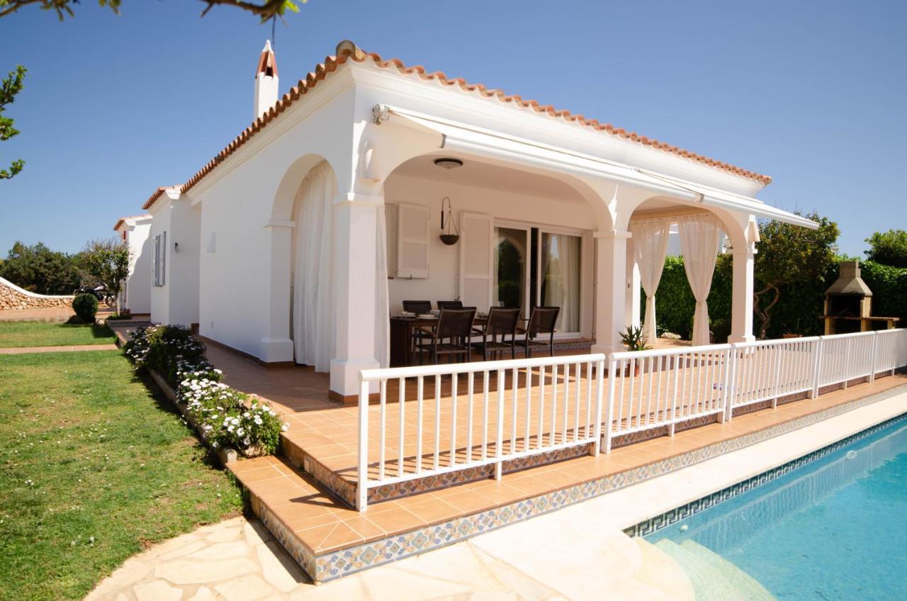 Ana Arenal D'en Castell Villa