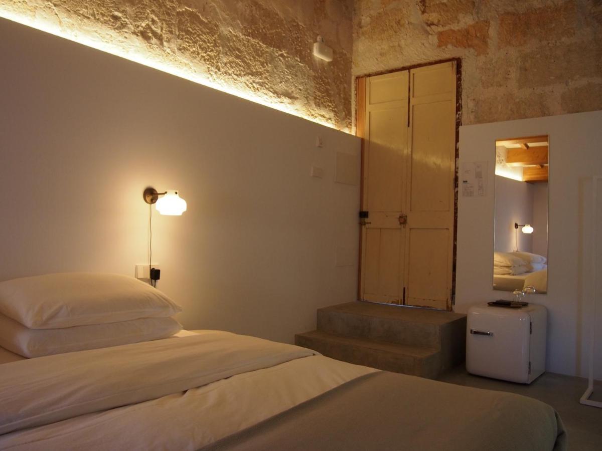 Hotel Fragile