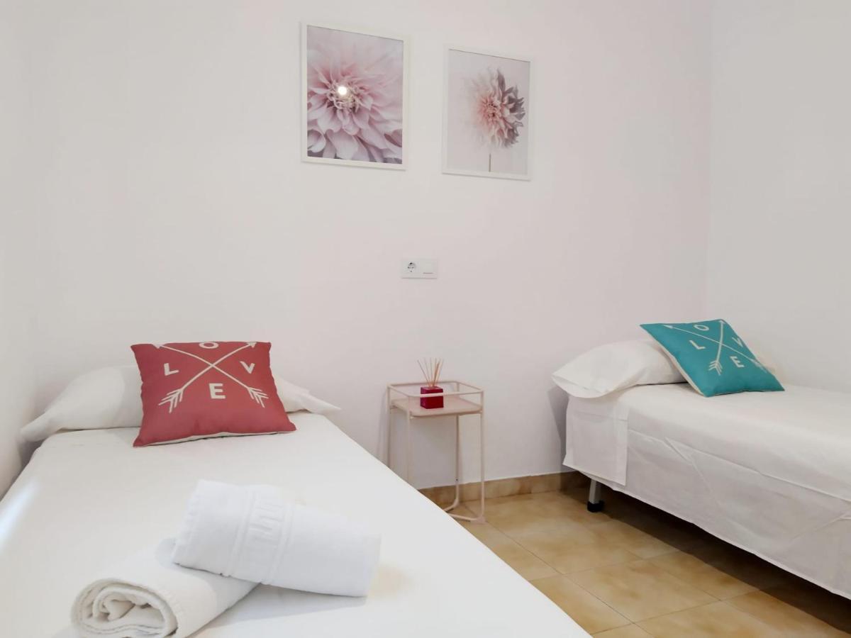 Hermosa Casa Con Piscina Cerca De La Playa De Punta Prima * Punta Prima (Menorca)