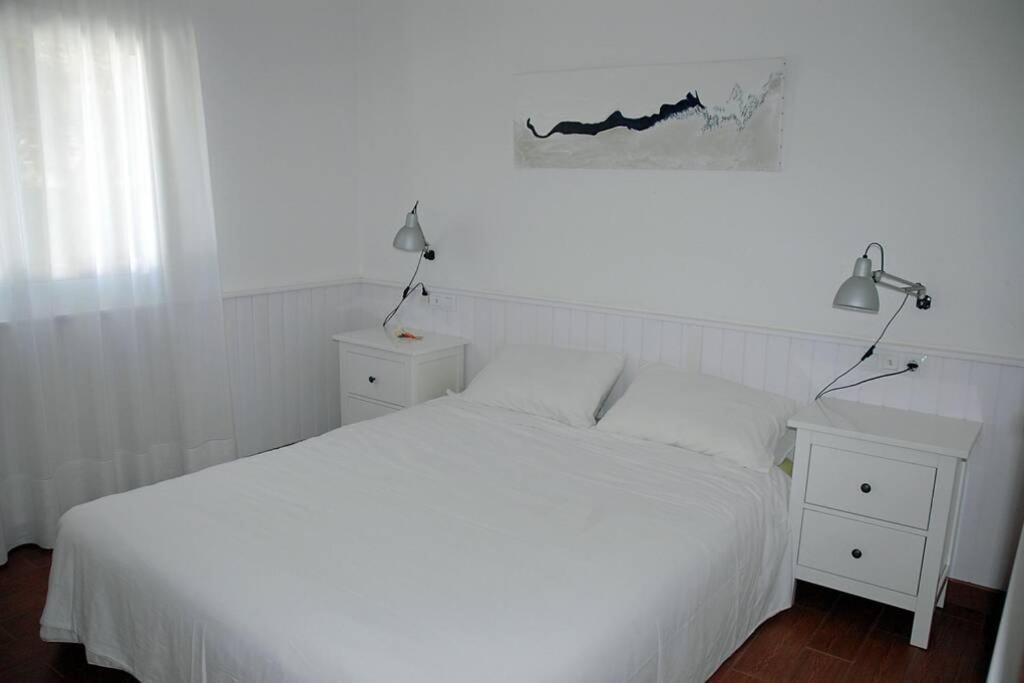 Сasa de vacaciones With Pool, 200m From