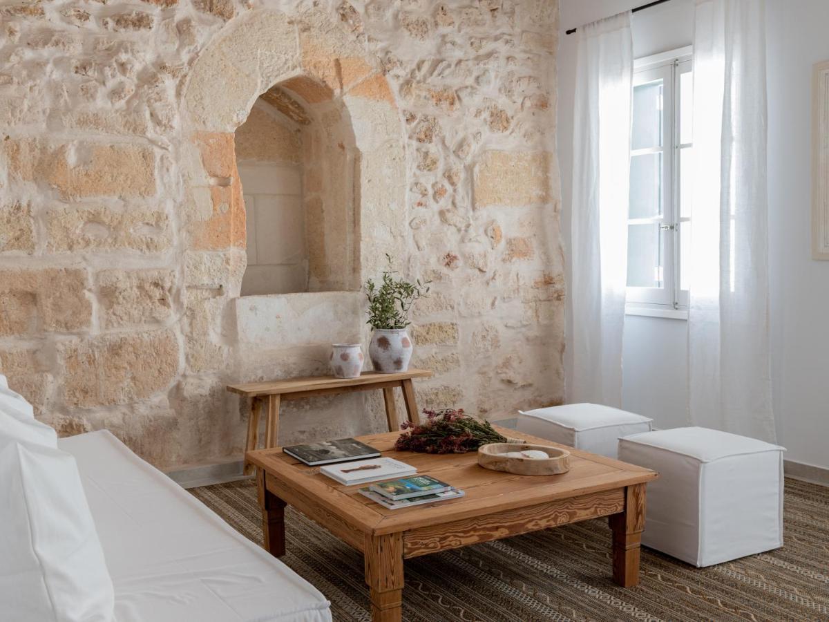 S'enclova Petit Hotel *