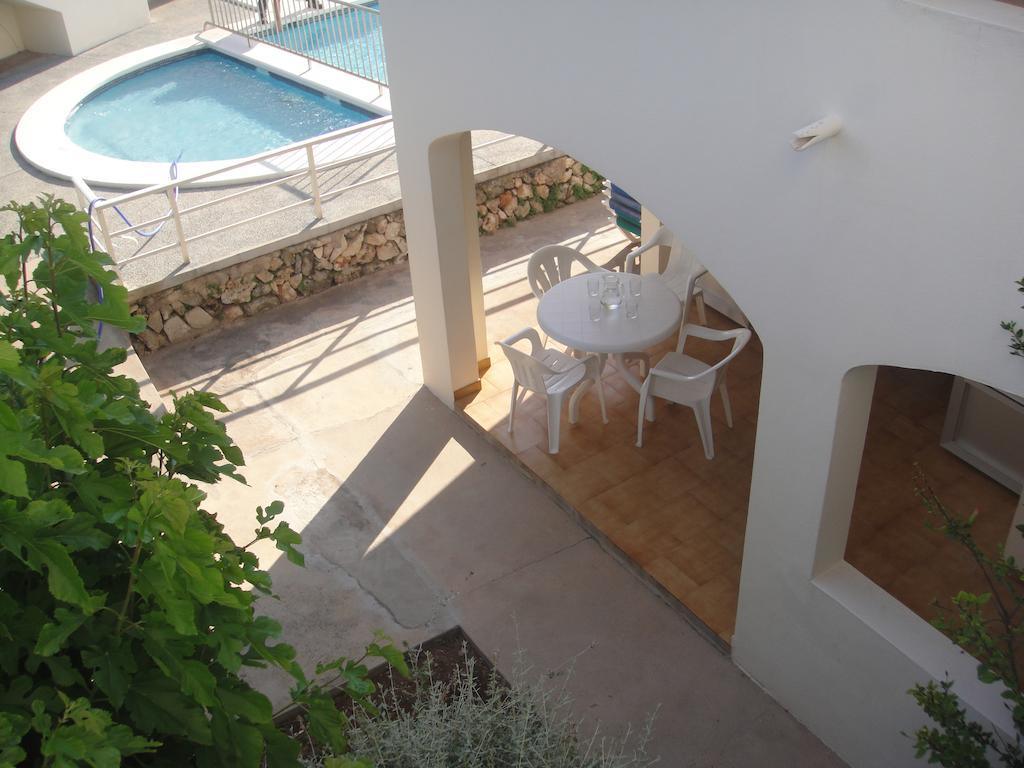 Rayma I-ii-iii * Cala Blanca (Menorca)