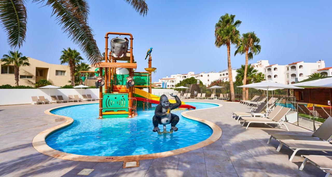 Globales Cala'n Bosch Hotel Cala'N Bosch (Menorca)
