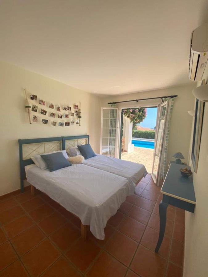 Villa Sea Views & Pool