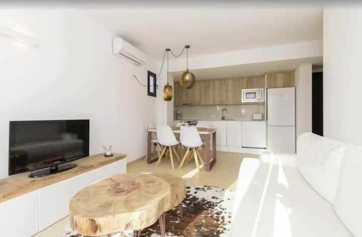 Maravilloso Apto De Diseno A 1 Minuto De La Playa *