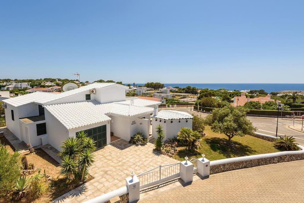 Marisol Villa *