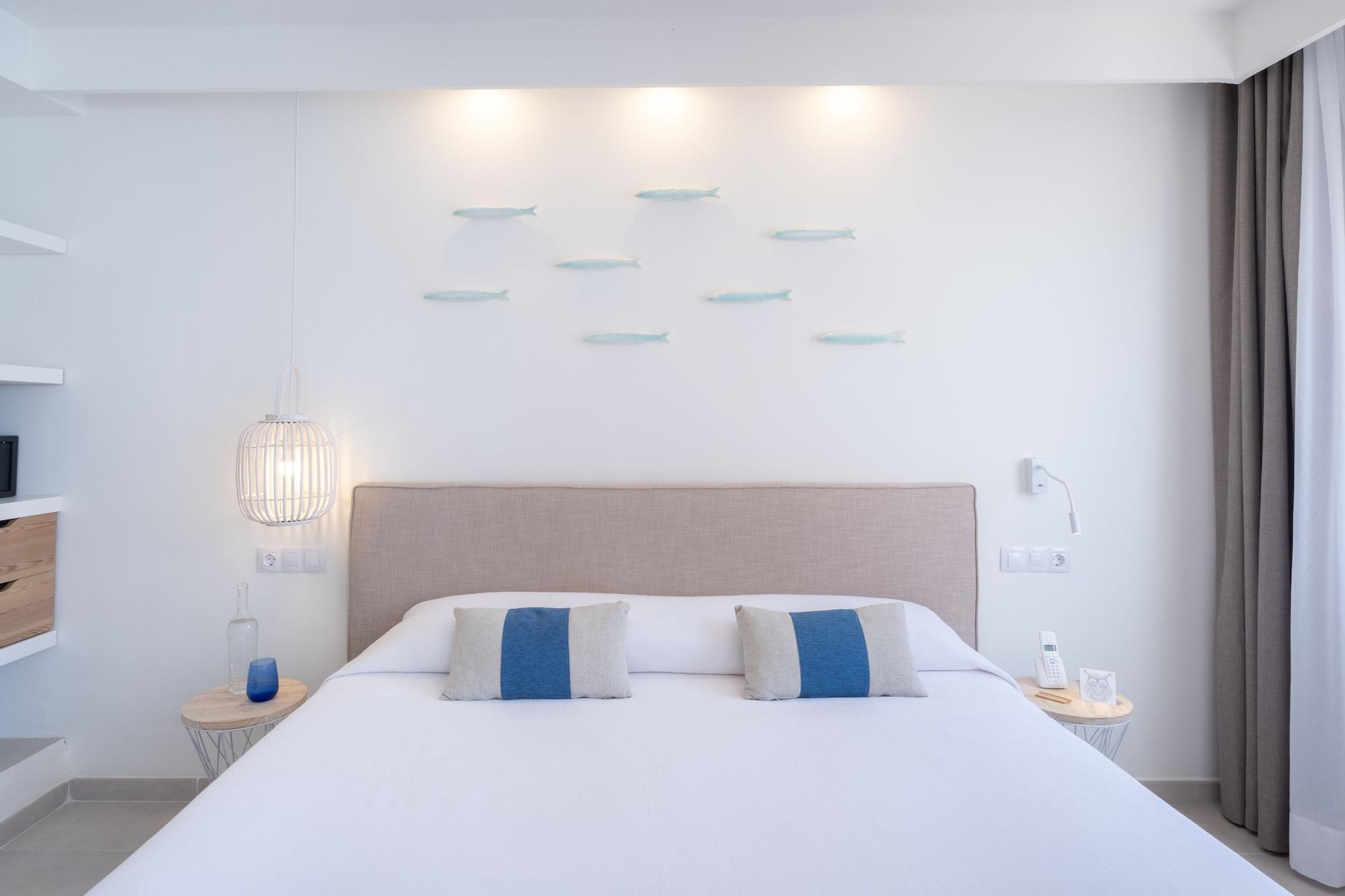 Fergus Style Carema Aparthotel 4*
