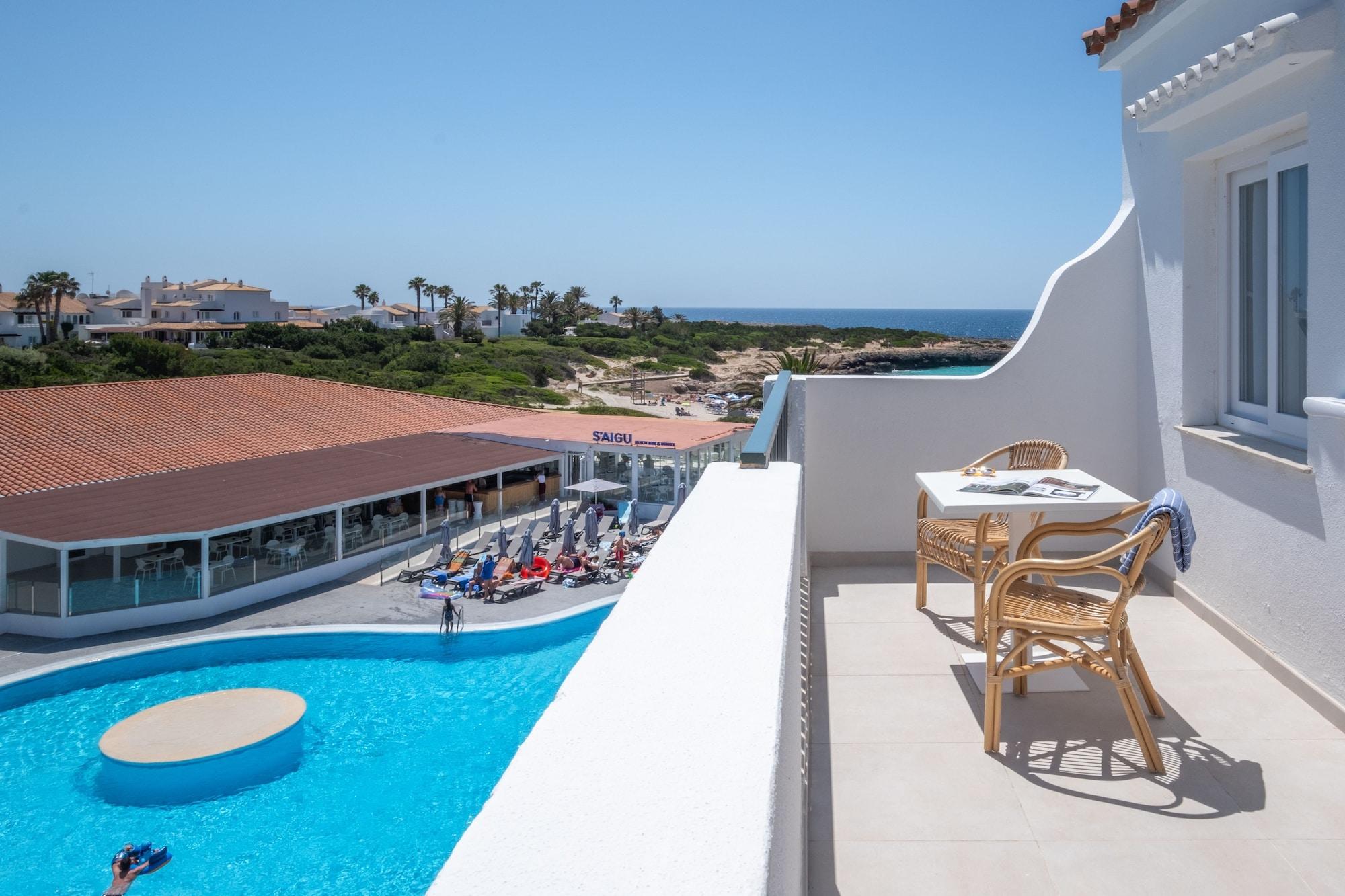 Aparthotel Fergus Style Carema 4*
