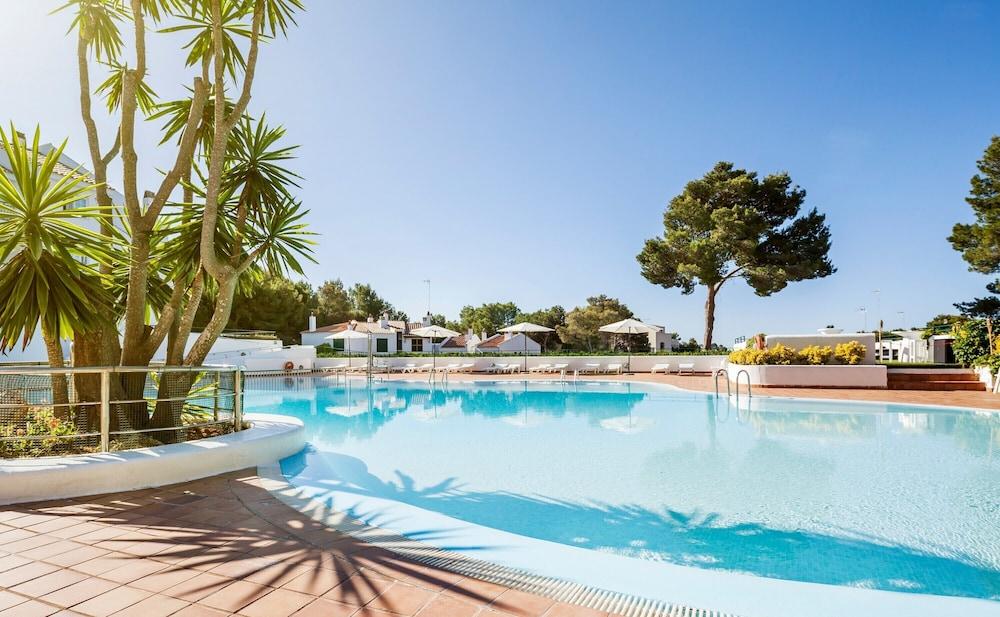 Apartahotel Ilunion Menorca Cala Galdana (Menorca)