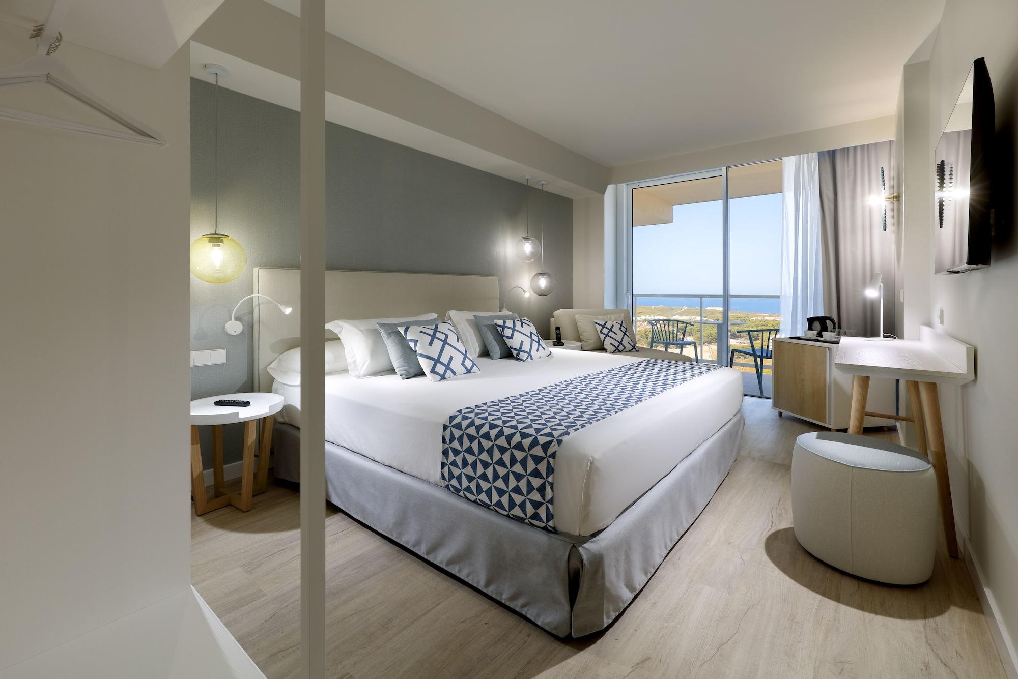 Hotel Palladium Menorca Arenal d'en Castell