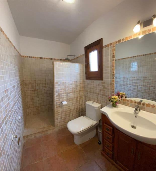 Casa Con Piscina Muy Cerca Del Mar *