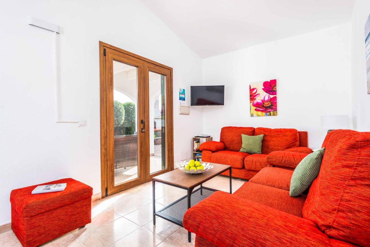 Villa Petunias