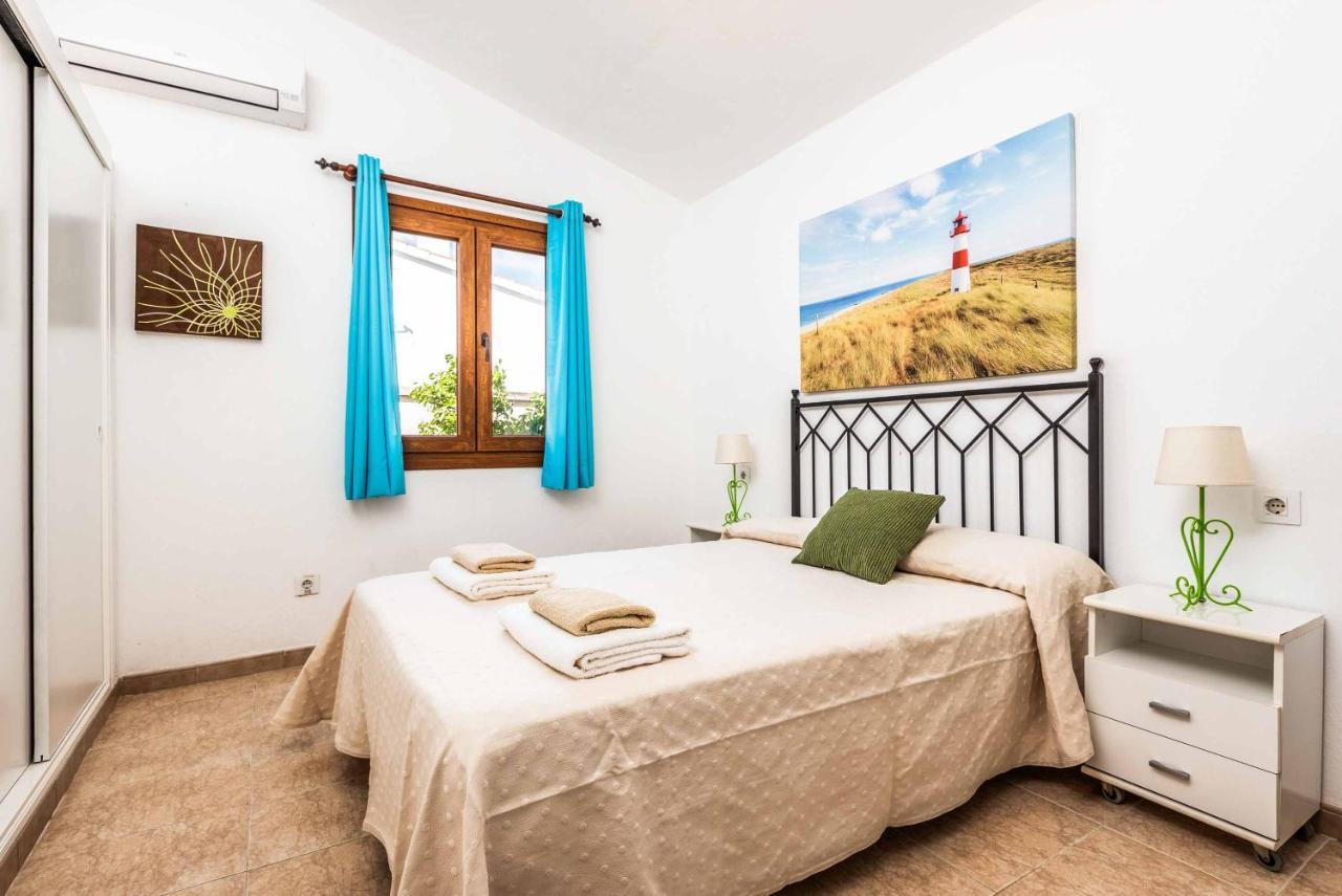 Villa Petunias Cala'N Blanes (Menorca)