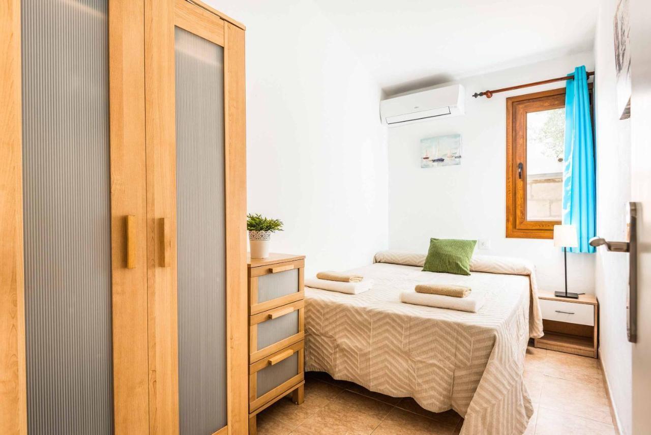 Petunias Villa Cala'N Blanes (Menorca)