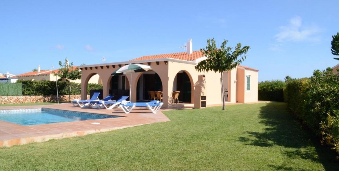 Golondrinas Cala'N Bosch (Menorca)