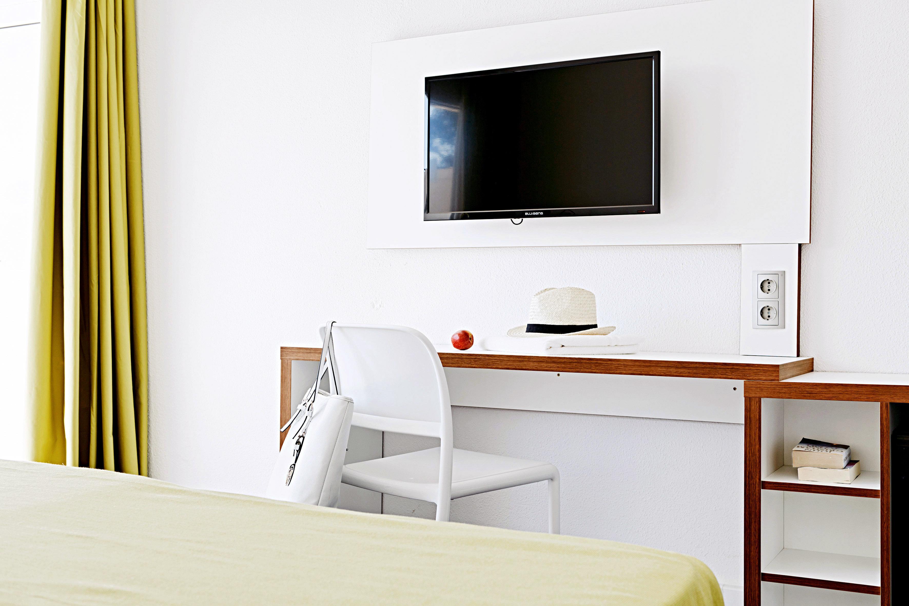 Globales Hotel Cala Blanca (Menorca)