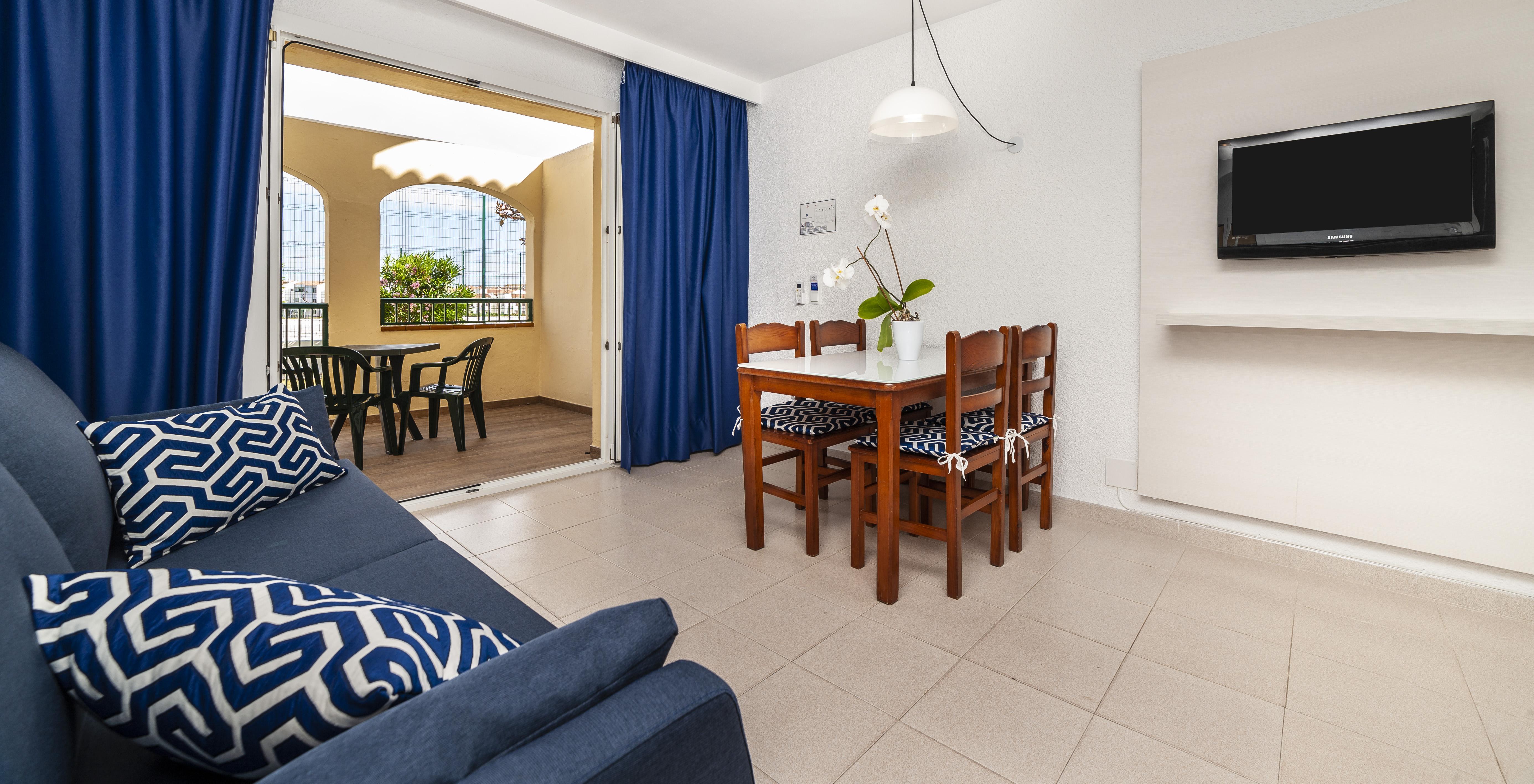 Globales Binimar Apartahotel 3*