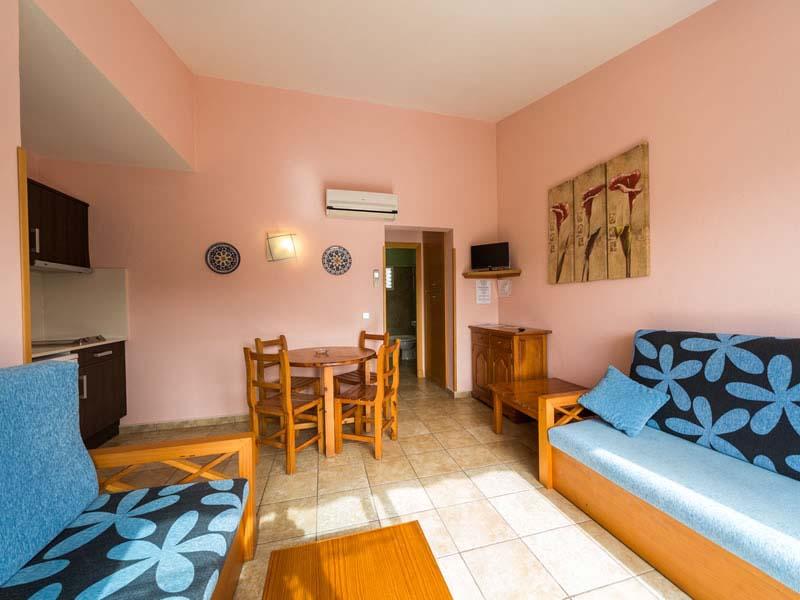Apartamento Galdana Gardens *