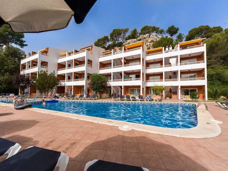 Galdana Gardens Cala Galdana (Menorca)