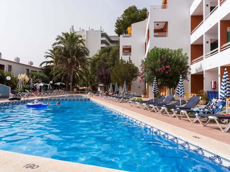 Galdana Gardens Cala Galdana (Menorca)