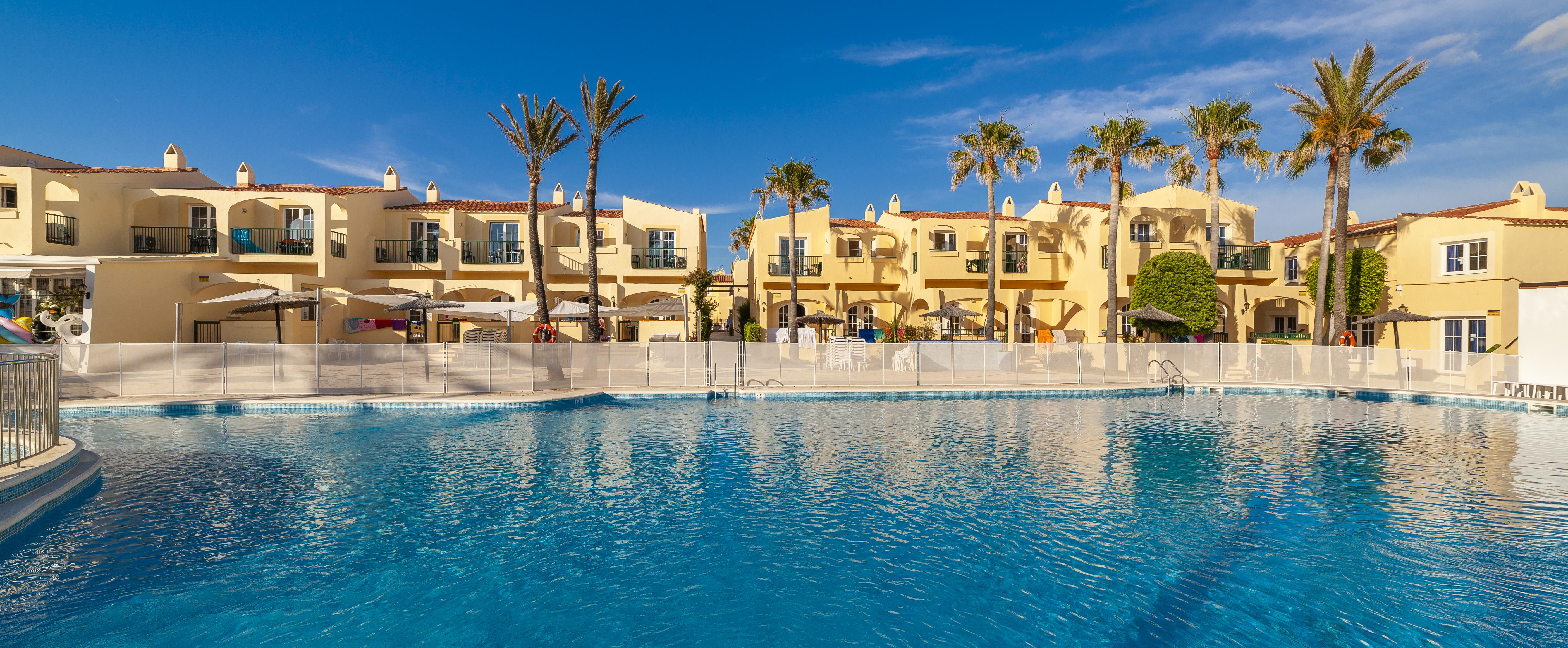 Globales Binimar Apartahotel 3*