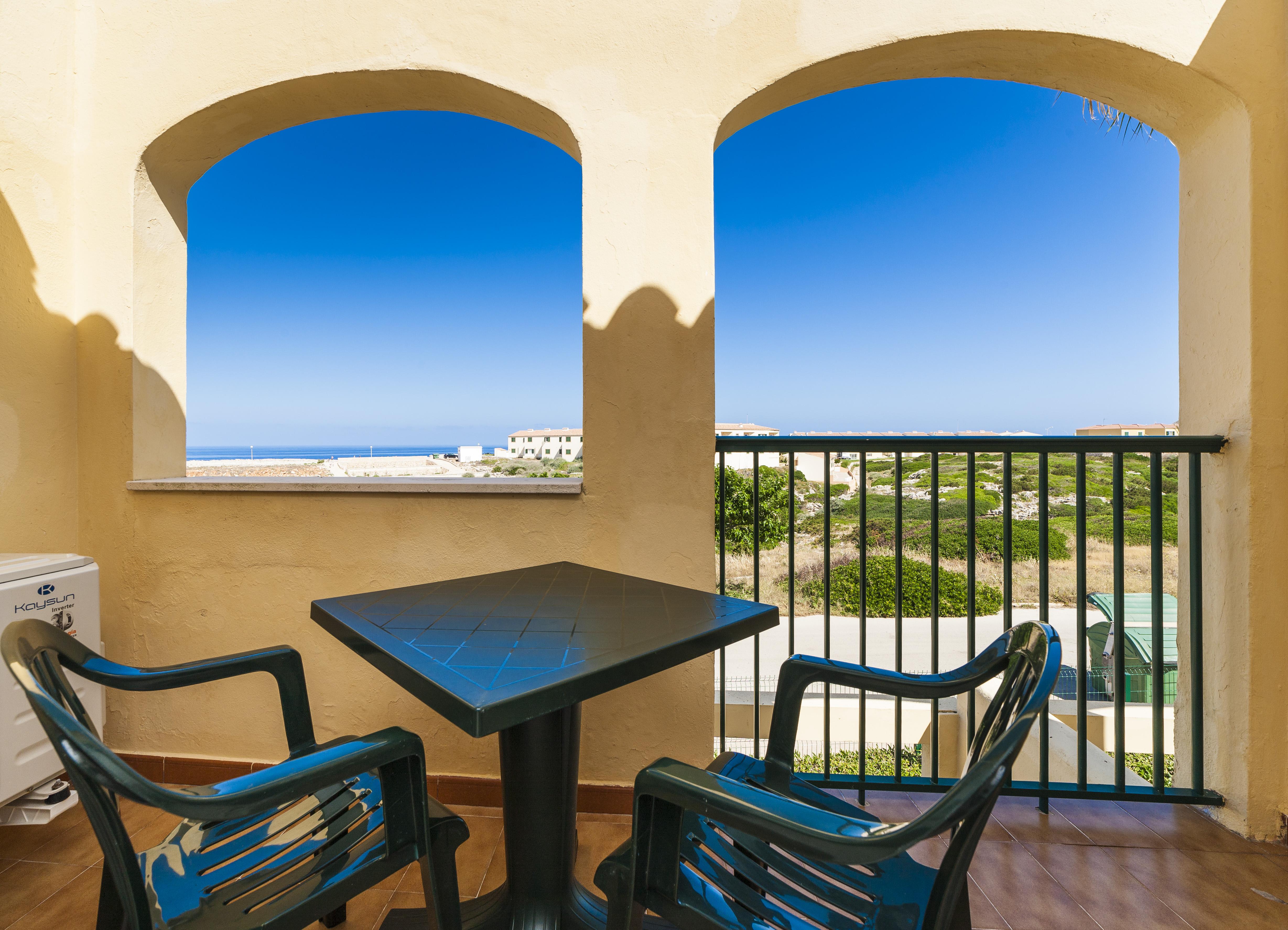 Apartahotel Globales Binimar 3*